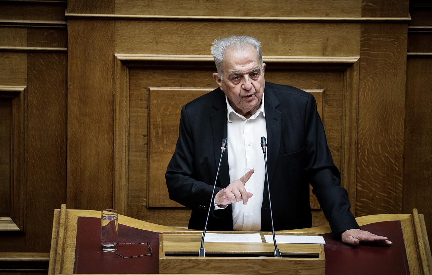 Την Πέμπτη η πολιτική κηδεία του Αλέκου Φλαμπουράρη