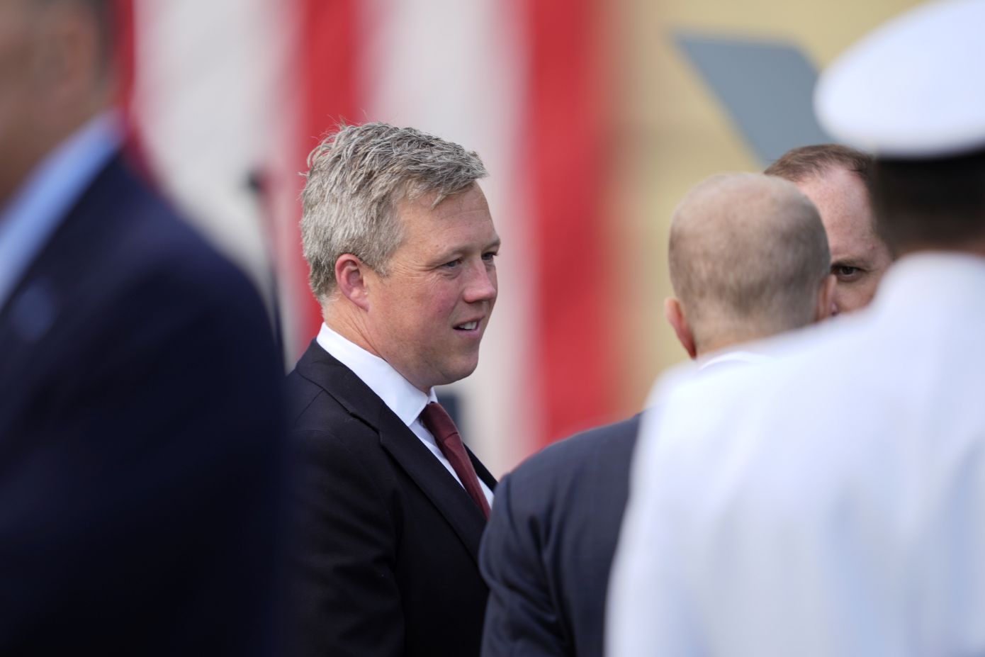 Financial Times: Οι ΗΠΑ διεξάγουν μυστικές συνομιλίες με τη Ρωσία και την Ουκρανία στο Αμπού Ντάμπι