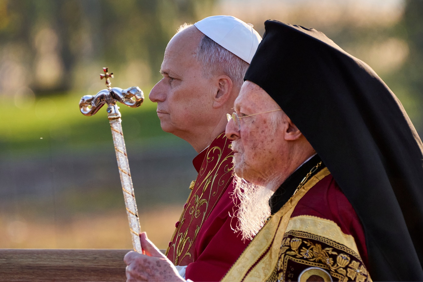 Ιστορική επίσκεψη του Πάπα Λέοντα ΙΔ&#8217; στο Φανάρι – Κοινό μήνυμα ενότητας των Χριστιανών με τον Οικουμενικό Πατριάρχη Βαρθολομαίο