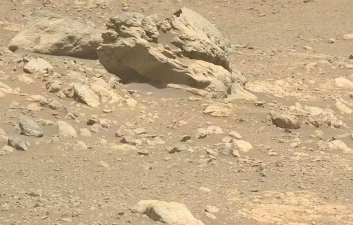 Η NASA ανακάλυψε «εξωγήινο» βράχο στον Άρη