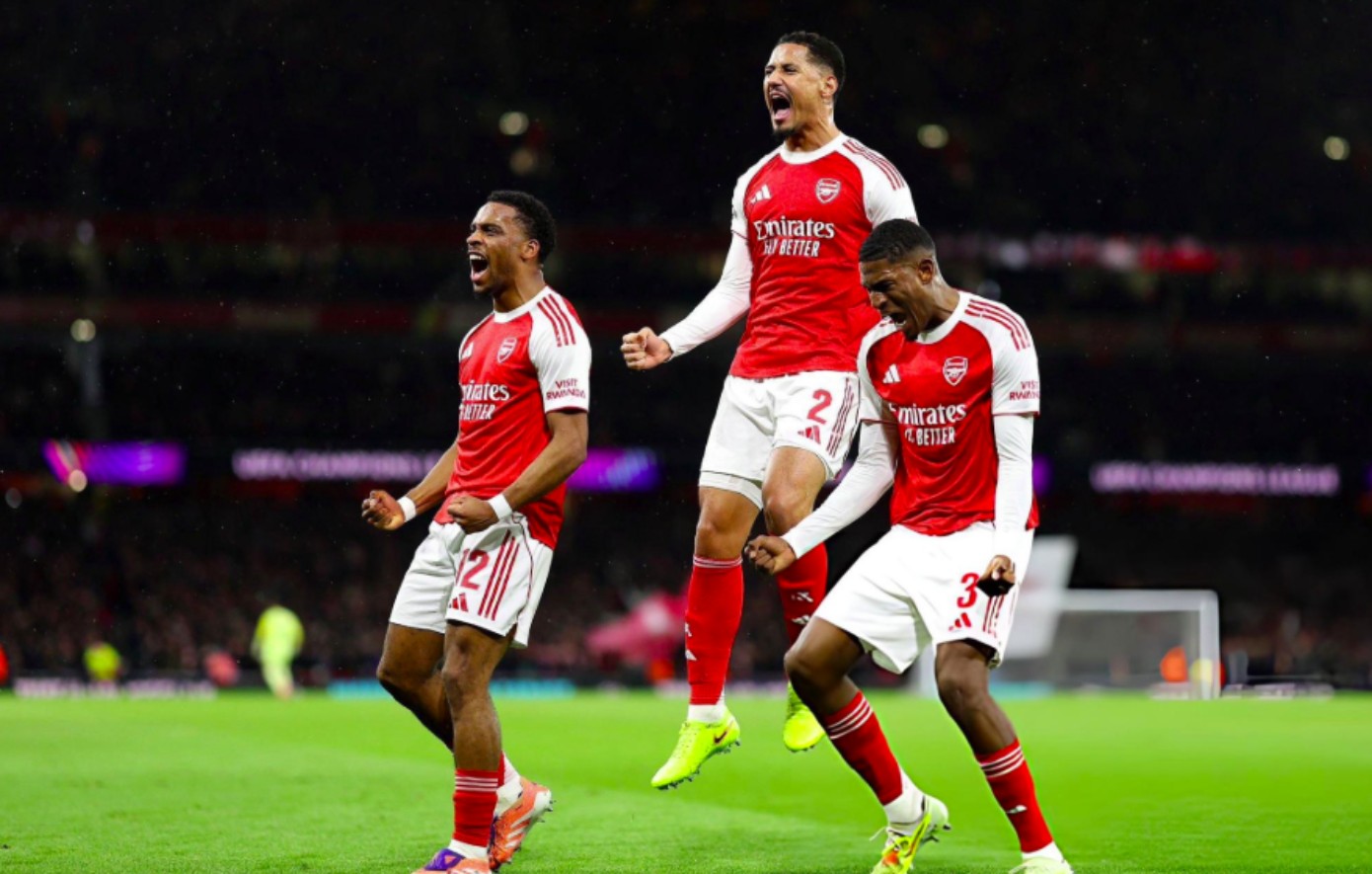 Champions League: Η Άρσεναλ έριξε 3άρα στη Μπάγερν, η Αϊντχόφεν ταπείνωσε τη Λίβερπουλ &#8211; Στην 33η θέση ο Ολυμπιακός