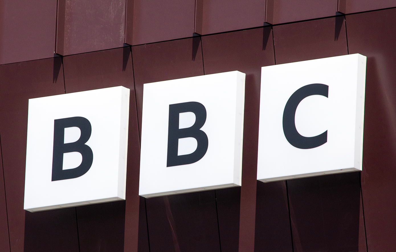 Η σύγκρουση του BBC με τον Τραμπ δεν θα μπορούσε να έρθει σε χειρότερη στιγμή &#8211; Το φλέγον ζήτημα της χρηματοδότησης