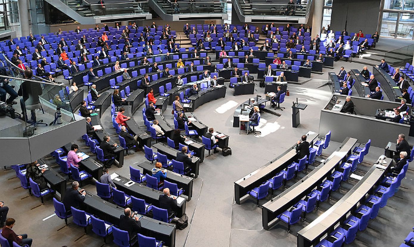 Γερμανία: Εξοπλιστικά συστήματα αξίας άνω των 3 δισεκατομμυρίων ευρώ αποφασίζει η Bundestag