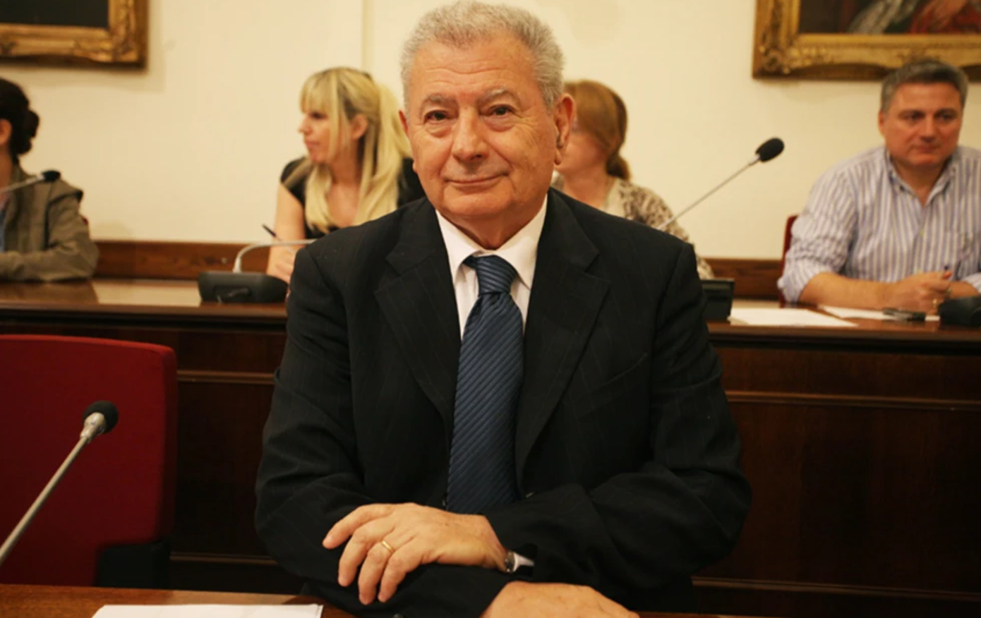 Δίκη Σήφη Βαλυράκη: «Είχε τεράστιο σφάξιμο στο λαιμό, ήταν διαμελισμένος &#8211; Σκοτώθηκε από κάποια εντολή»