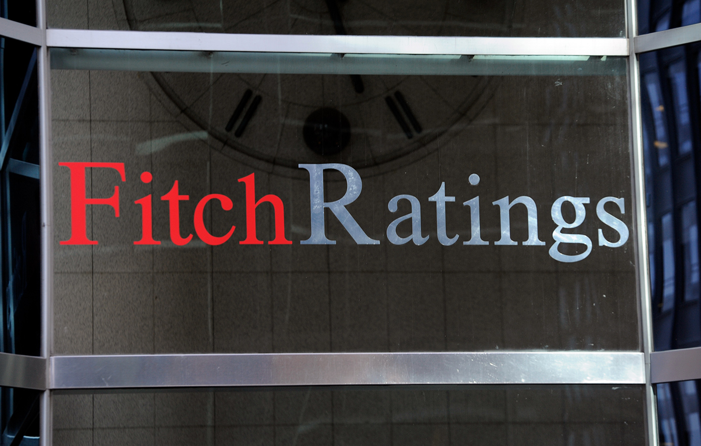 Fitch: Εύσημα στην Ελλάδα για τα στοχευμένα μέτρα στήριξης λόγω αυξημένου ενεργειακού κόστους