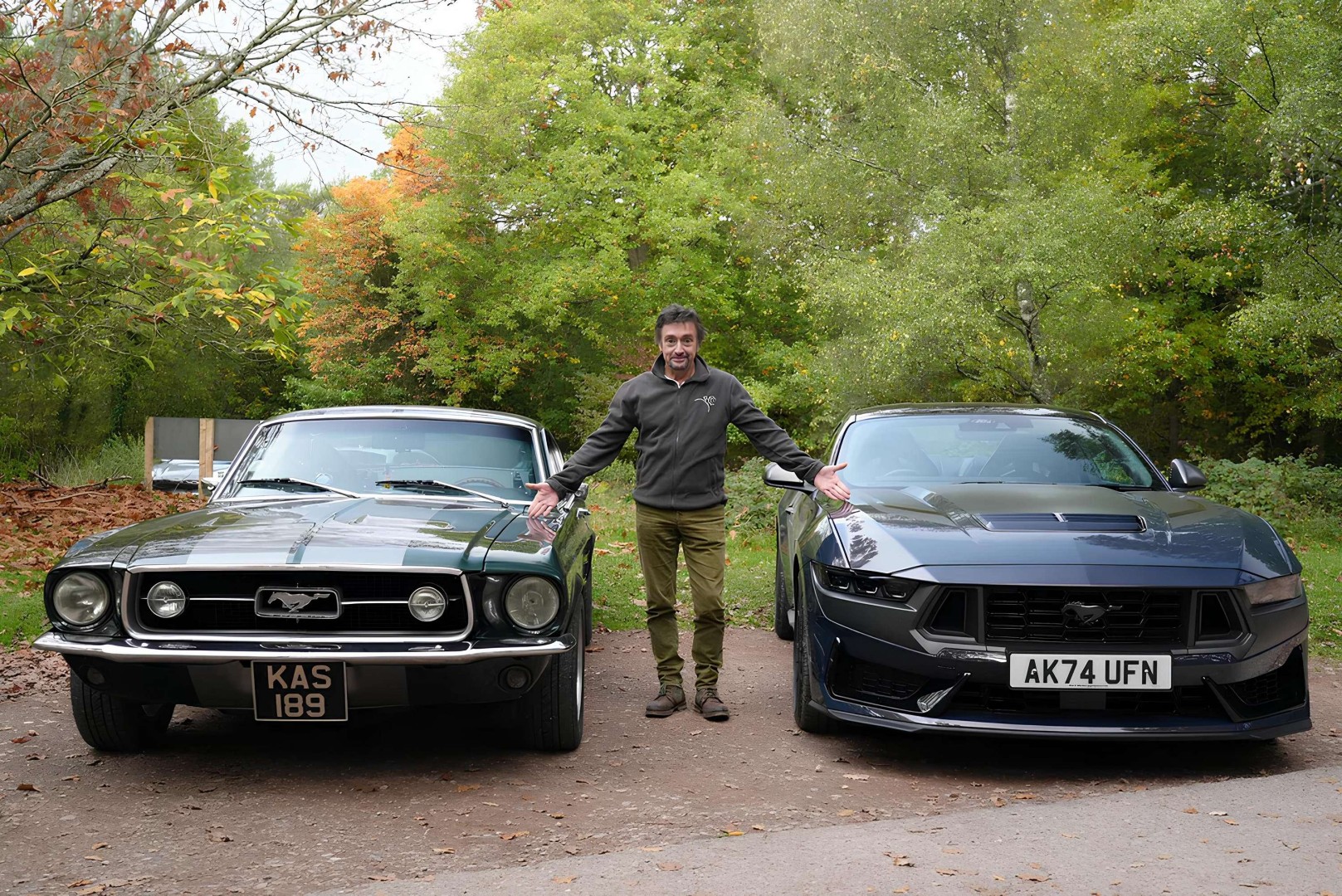 Μία Ford Mustang Dark Horse για τον Richard Hammond