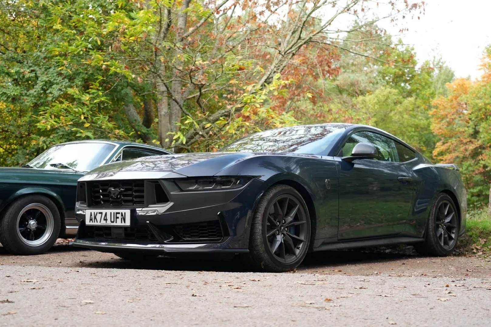 Μία Ford Mustang Dark Horse για τον Richard Hammond Μία Ford Mustang Dark Horse για τον Richard Hammond