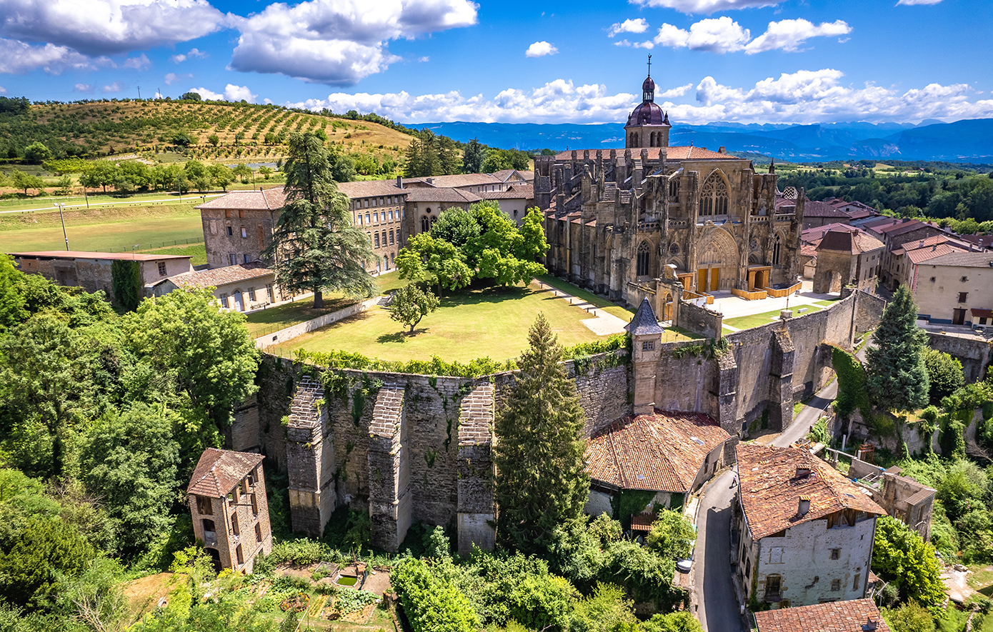 Ωβέρνη: Το καλά κρυμμένο wellness μυστικό της Γαλλίας