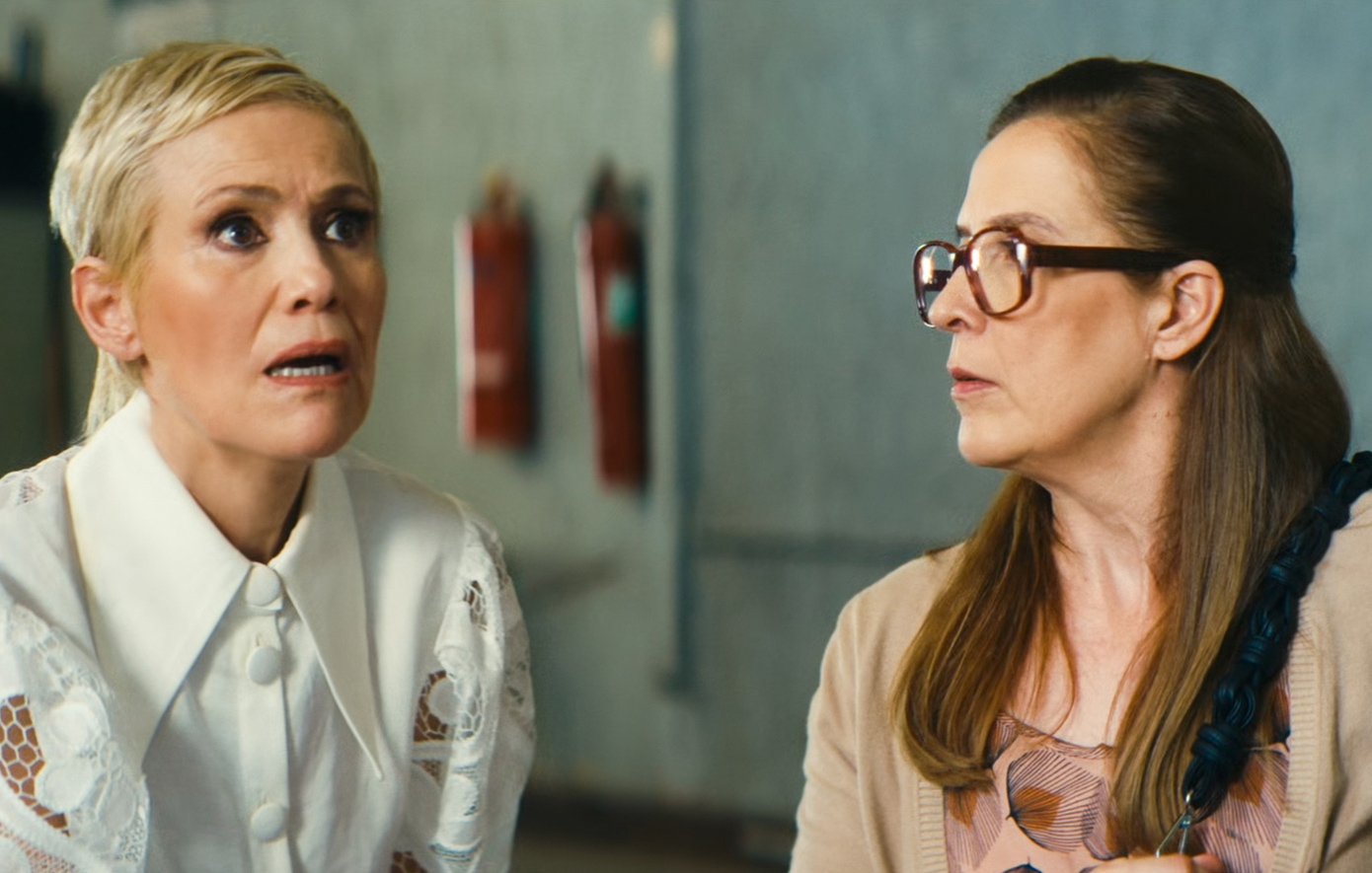 «Γιατί ρε πατέρα;»: Η Χρυσώ και η Αντιγόνη γνωρίζουν έκπληκτες τη μέλλουσα «σύζυγο» του Φώντα