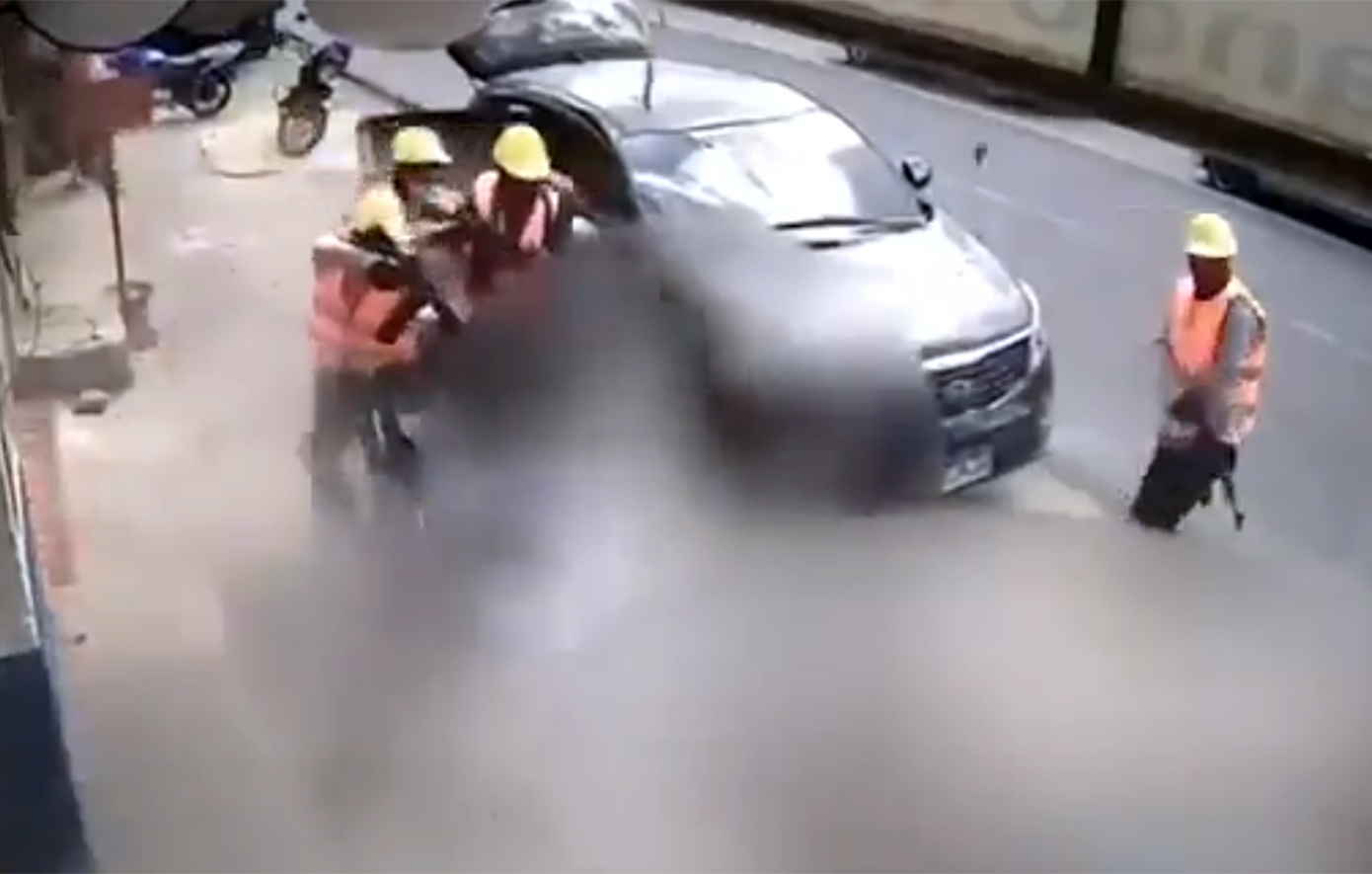 Φονική ενέδρα στη μέση του δρόμου: Εκτελεστές ντυμένοι εργάτες δολοφόνησαν εργολάβο στη Γουατεμάλα