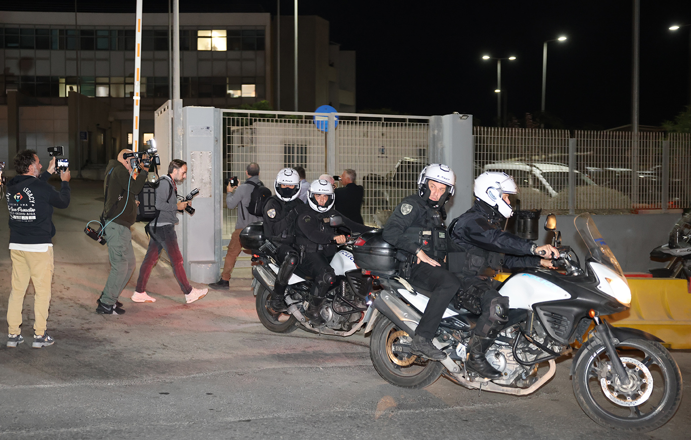 Μακελειό στα Βορίζια: Τα τρία αδέρφια πρώτα είδαν τη μητέρα τους και μετά παραδόθηκαν &#8211; Άφαντα τα όπλα της επίθεσης