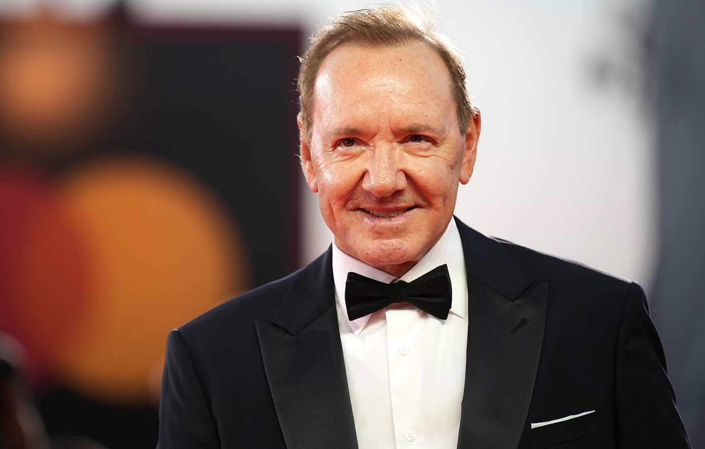 Κέβιν Σπέισι: «Ζω σε ξενοδοχεία, δεν έχω σπίτι» &#8211; Επτά χρόνια μετά το σκάνδαλο σεξουαλικών επιθέσεων