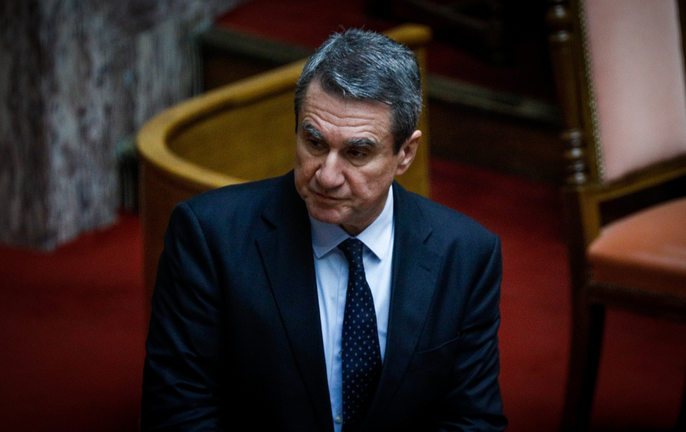 Novartis: Οι προστατευόμενοι μάρτυρες «έδρασαν με το αζημίωτο, με δόλο» &#8211; Τι κατέθεσε ο Ανδρέας Λοβέρδος