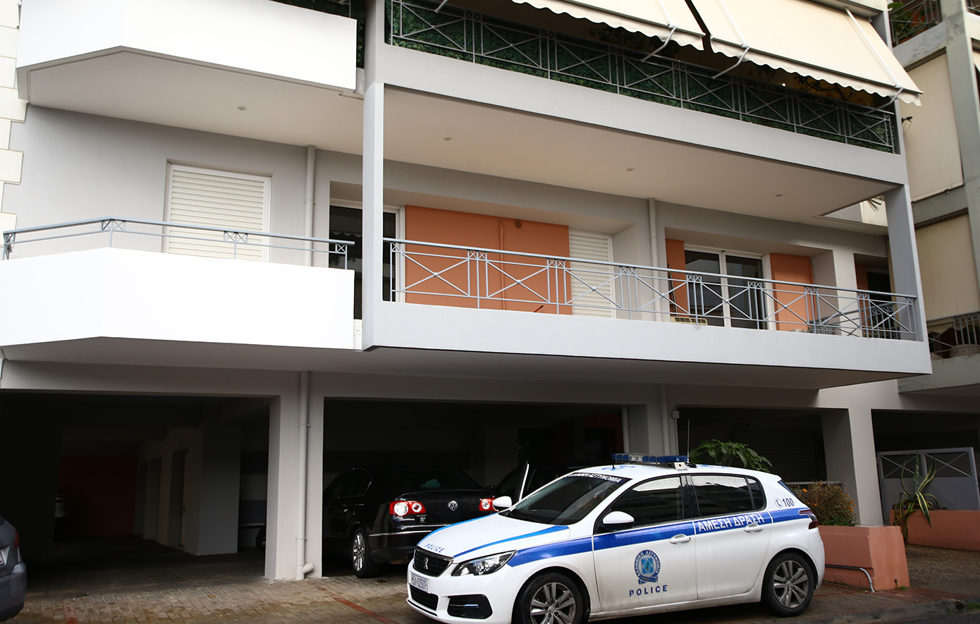 Αυτοκτονία άνδρα στο Μενίδι &#8211; Αυτοπυροβολήθηκε με καραμπίνα μέσα στο διαμέρισμα που ζούσε