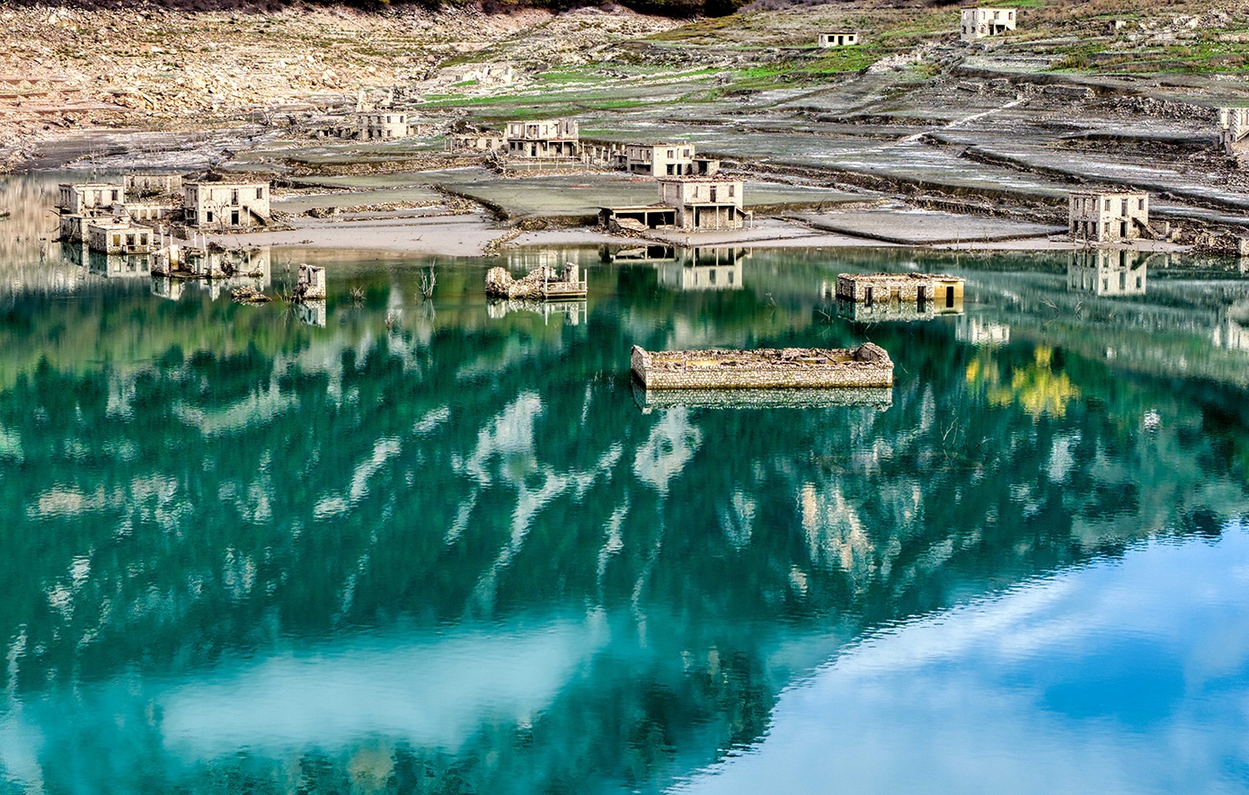 Λίμνη Μόρνου Λίμνη Μόρνου