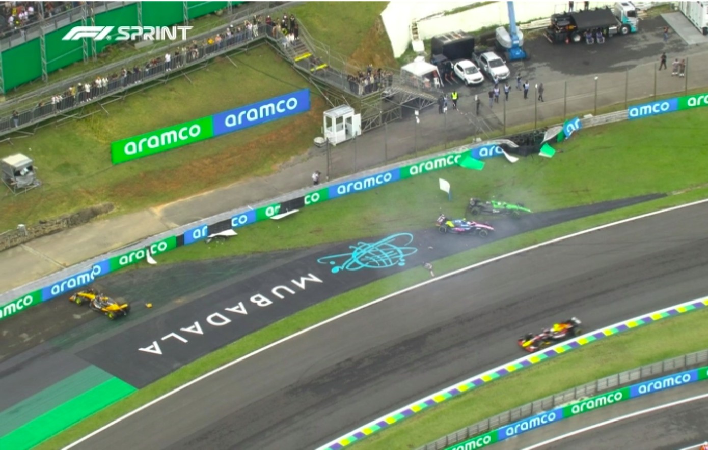 Formula 1: Τράκαρε ο Πιάστρι και&#8230; κάνει δώρο το πρωτάθλημα στον Νόρις &#8211; Διακόπηκε ο αγώνας Σπριντ στη Βραζιλία