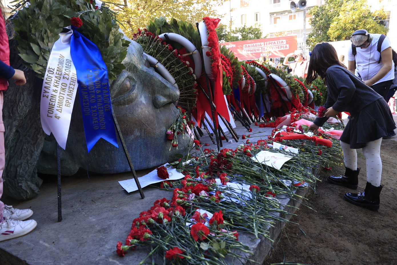 Κορυφώνονται οι εκδηλώσεις για την 52η επέτειο του Πολυτεχνείου &#8211; Οι πύλες ανοίγουν στις 09:00 και κλείνουν στις 13:00
