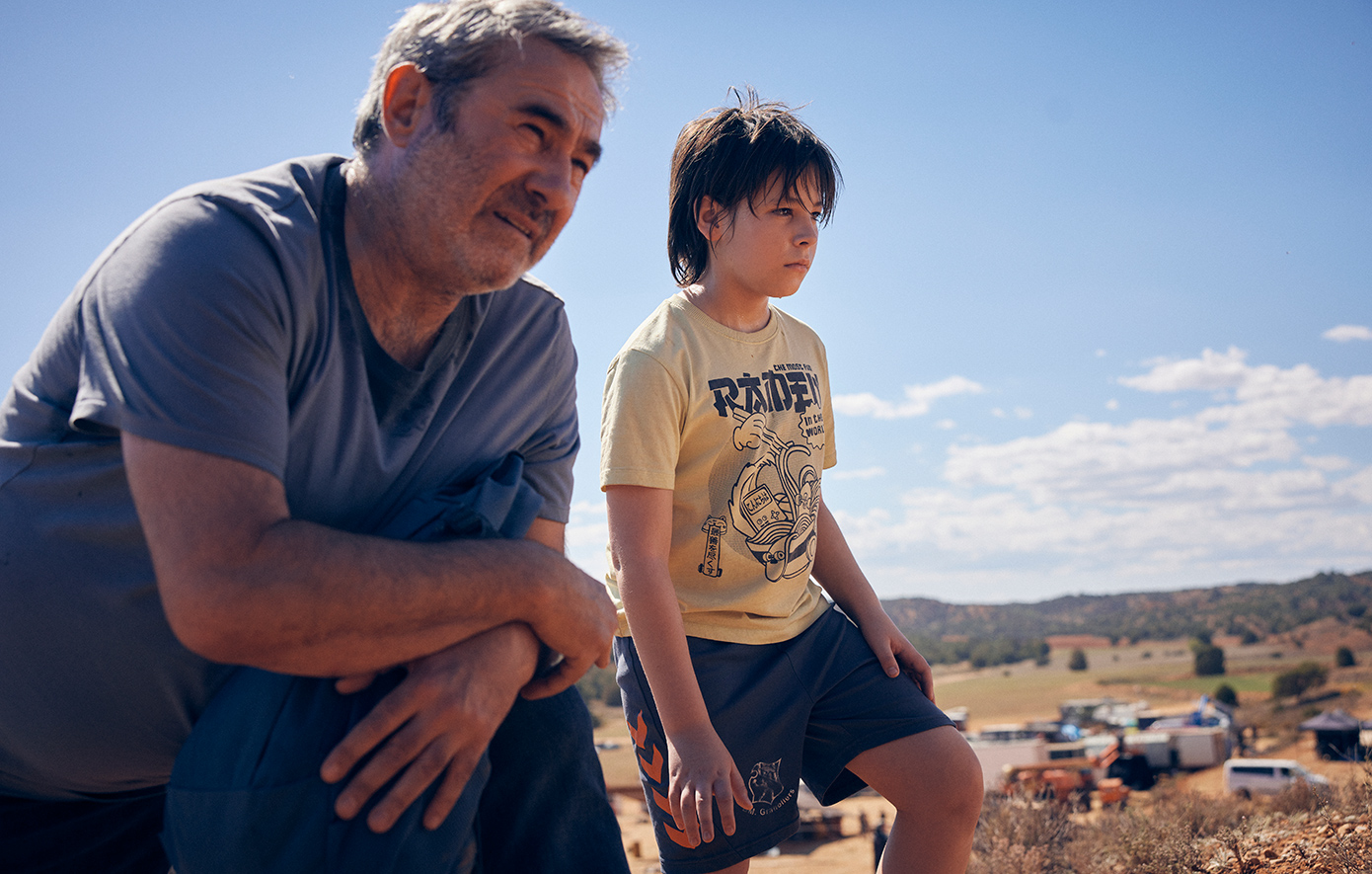 «Sirât»: Η ταινία που σόκαρε τις Κάννες έρχεται στην Ελλάδα να μας καθηλώσει