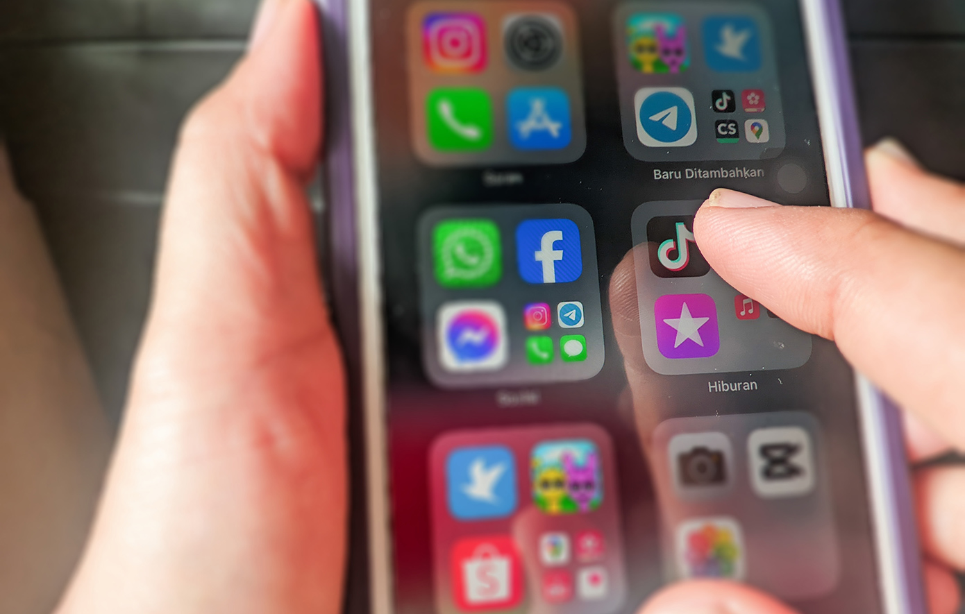 Απόβλητα της βιομηχανίας χαρτιού μεταμορφώνονται σε οικολογικό υλικό για τηλεοράσεις και smartphones