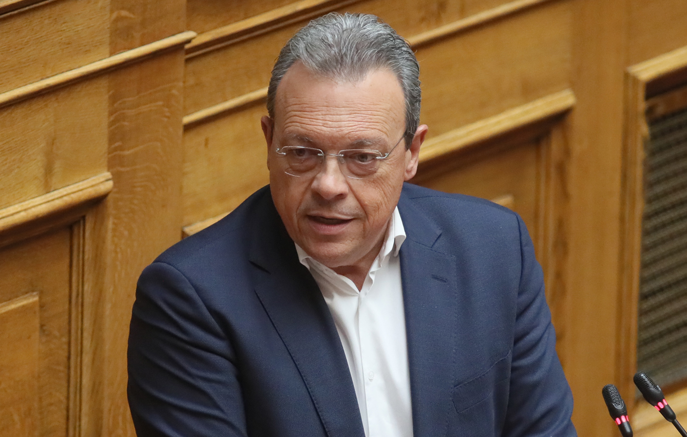 Φάμελλος: Είστε υπεύθυνοι για την καταστροφή της ελληνικής υπαίθρου