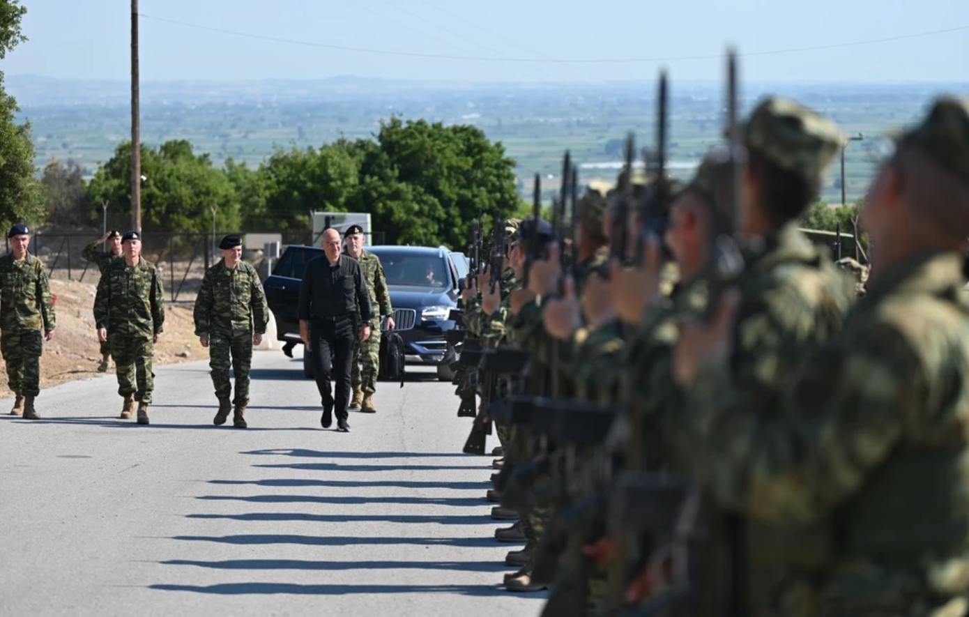 Το στεγαστικό πρόγραμμα των Ενόπλων Δυνάμεων παρουσίασε ο Δένδιας &#8211; Κατασκευή 10.454 νέων κατοικιών, σε τρεις φάσεις η υλοποίηση