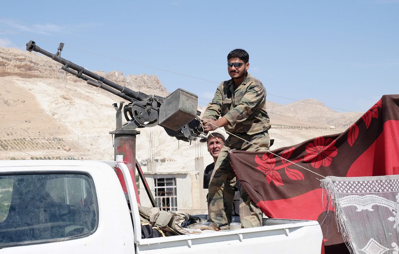 Επιχειρήσεις κατά πυρήνων του Ισλαμικού Κράτους στη Συρία ενόψει της συνάντησης αλ Σάρα και Ντόναλντ Τραμπ στην Ουάσινγκτον