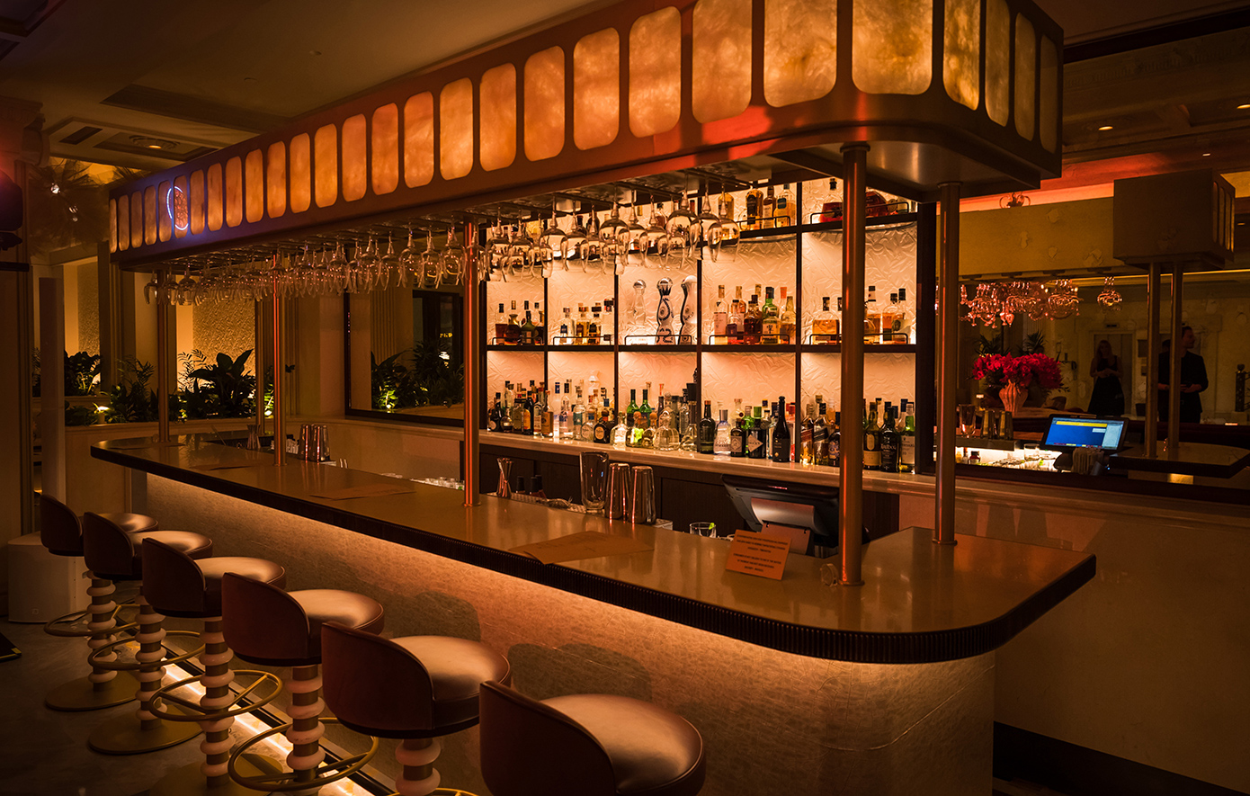 Το George, TheLobbyBar έκανε το επίσημο ντεμπούτο του, φέρνοντας μια ανανεωμένη εμπειρία hotelbar στην καρδιά της Αθήνας.