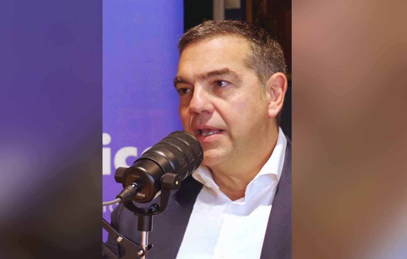 «Η Ιθάκη είναι σαν τον σοσιαλισμό περίπου» &#8211; Ο Αλέξης Τσίπρας εξηγεί πώς επέλεξε το όνομα του βιβλίου του
