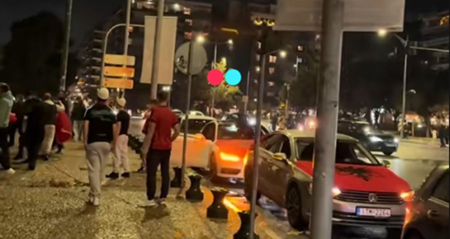 Χοροί, μουσική και σημαίες του UCK: Πώς γιόρτασαν την ημέρα της ανεξαρτησίας τους οι Αλβανοί που ζουν στη Θεσσαλονίκη