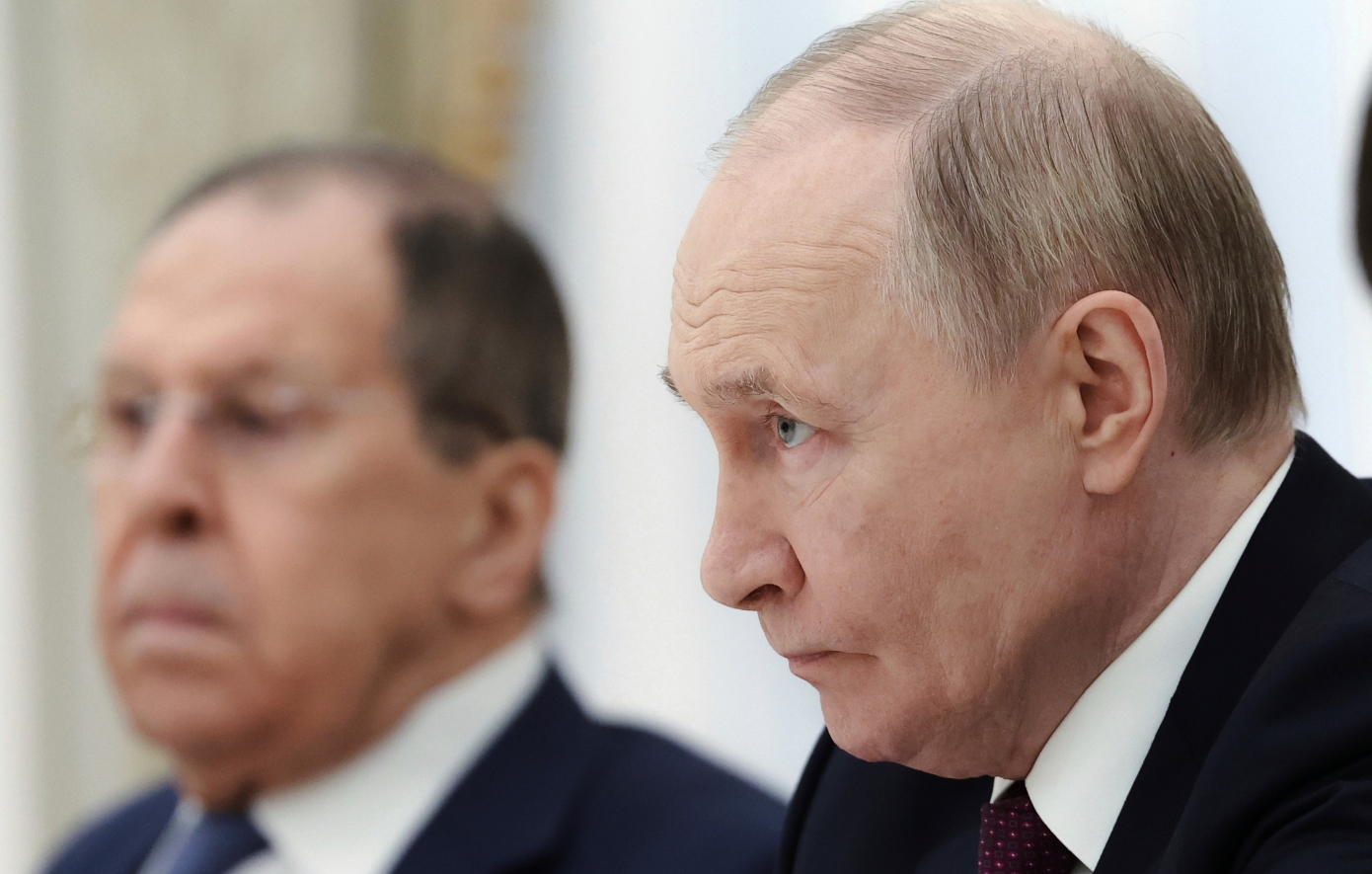 Sky News: Έξαλλος ο Πούτιν με τον Λαβρόφ που τον έκανε να φανεί αδύναμος &#8211; «Εξαφανισμένος ο βετεράνος διπλωμάτης»