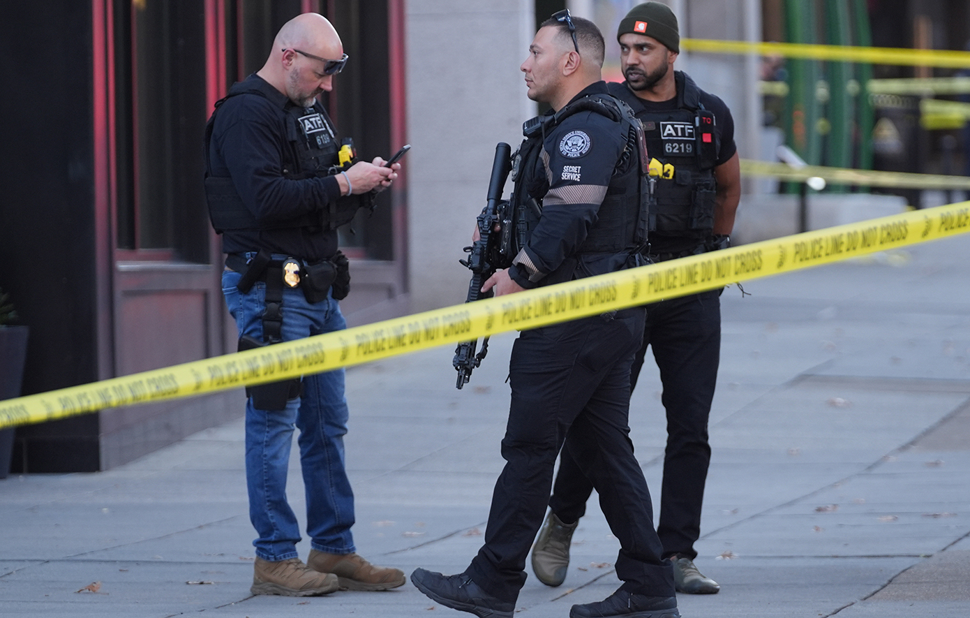 Δικαστής μπλόκαρε την ανάπτυξη της Εθνοφρουράς στο Λος Άντζελες και διέταξε να επιστρέψει το σώμα αυτό στον έλεγχο της Πολιτείας