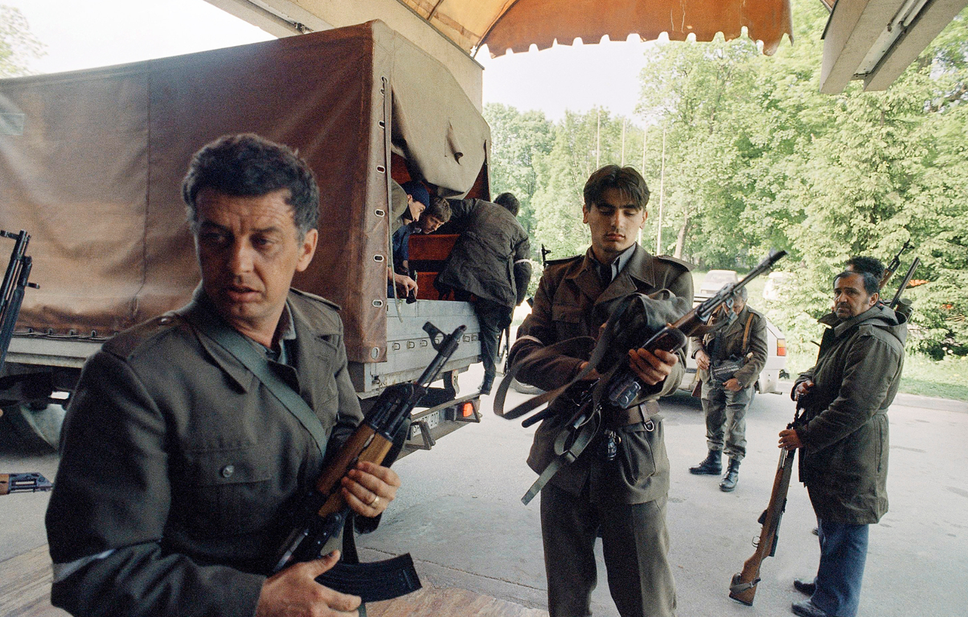 Φρικτές αποκαλύψεις για τον πόλεμο της Γιουγκοσλαβίας: Πλούσιοι πλήρωναν για να σφάζουν Βόσνιους &#8211; Έψαχναν «ανδρεναλίνη»