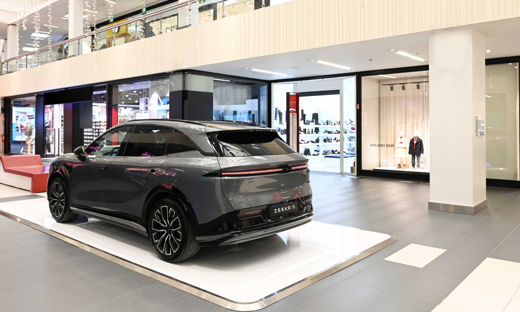 Το νέο Zeekr 7X στο Mediterranean Cosmos Το νέο Zeekr 7X στο Mediterranean Cosmos