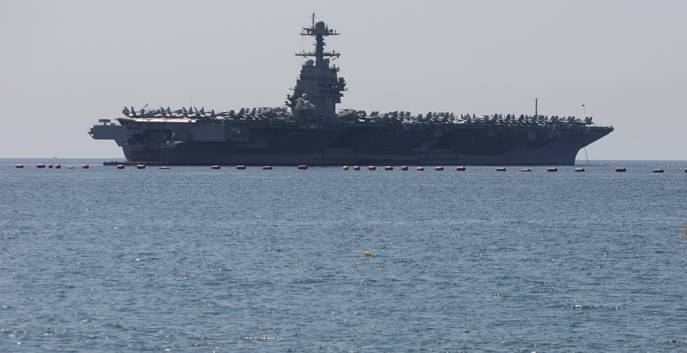 Σε τεντωμένο σχοινί οι σχέσεις ΗΠΑ &#8211; Βενεζουέλας μετά τον κατάπλου αμερικανικού αεροπλανοφόρου στα ανοικτά της Λατινικής Αμερικής