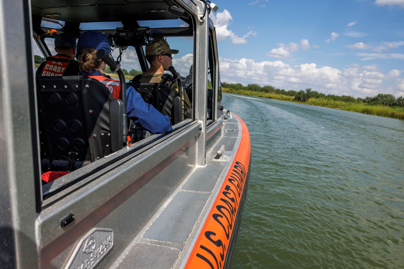 Η ακτοφυλακή των ΗΠΑ δεν θεωρεί πλέον τη σβάστικα σύμβολο μίσους, γράφει η Washington Post