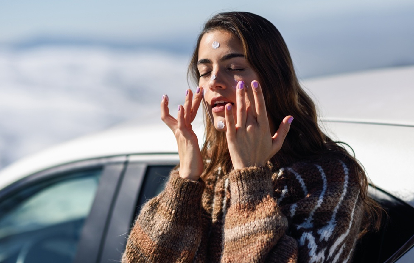 Αντηλιακό: Γιατί είναι πιο απαραίτητο τον χειμώνα;