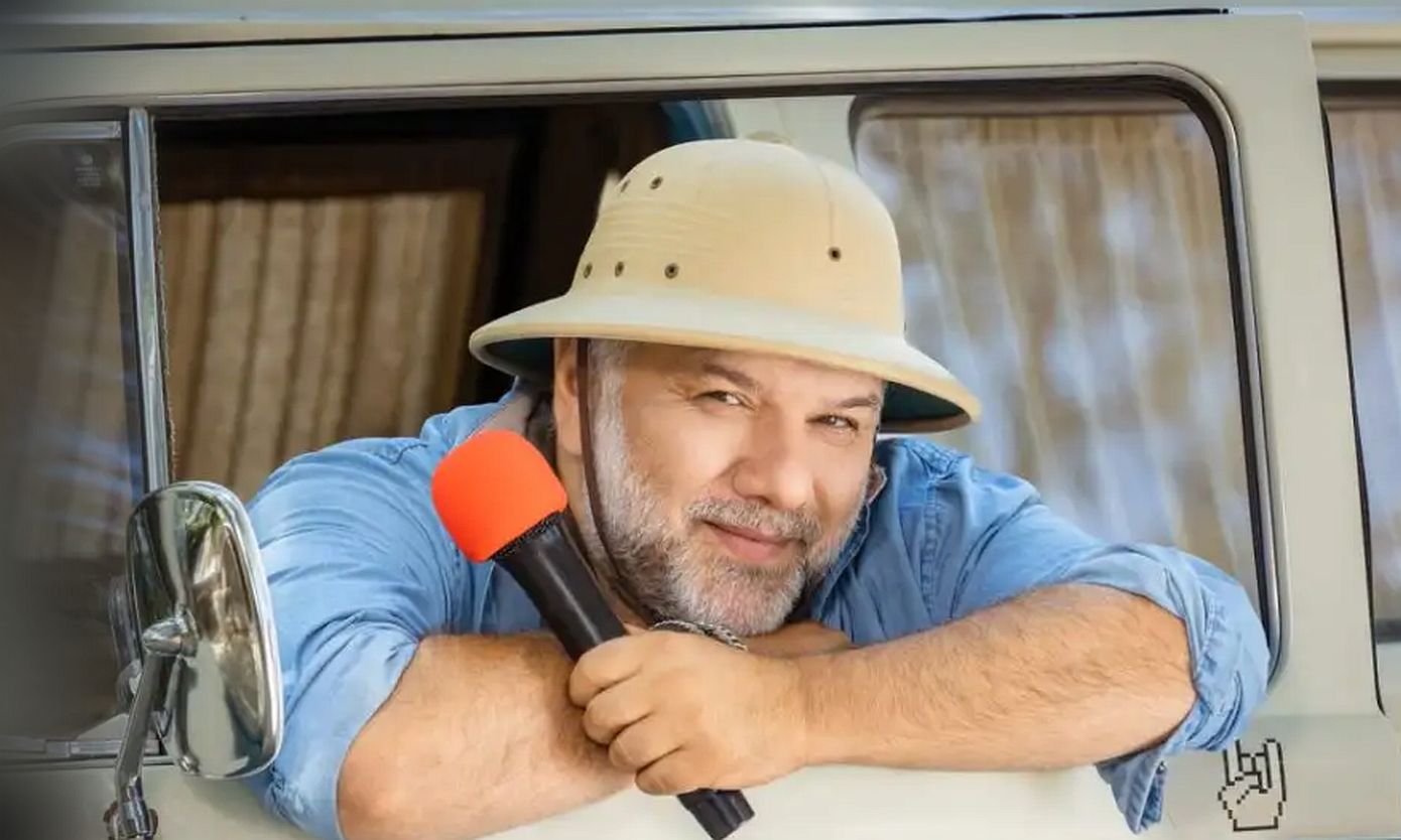 The Roadshow: Ο Γρηγόρης Αρναούτογλου αιφνιδίασε τη Μαρία Μπεκατώρου κάνοντας βιντεοκλήση πλάι στη μητέρα της