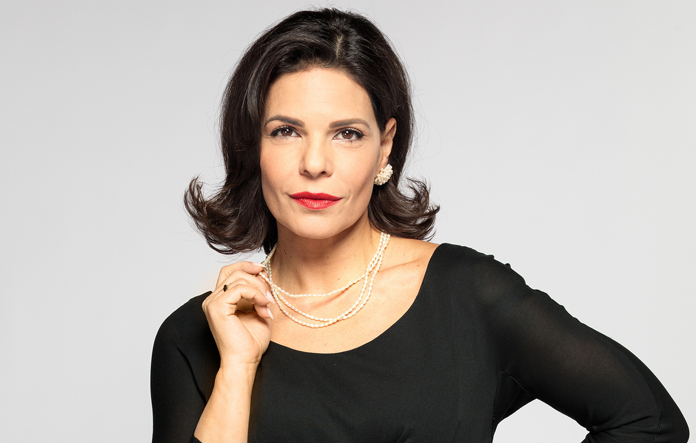 Porto Leone: Στη γειτονιά με τα κόκκινα φανάρια &#8211; Μαρίνα Ασλάνογλου: «Η Αλεξάνδρα θα φτάσει στα άκρα»