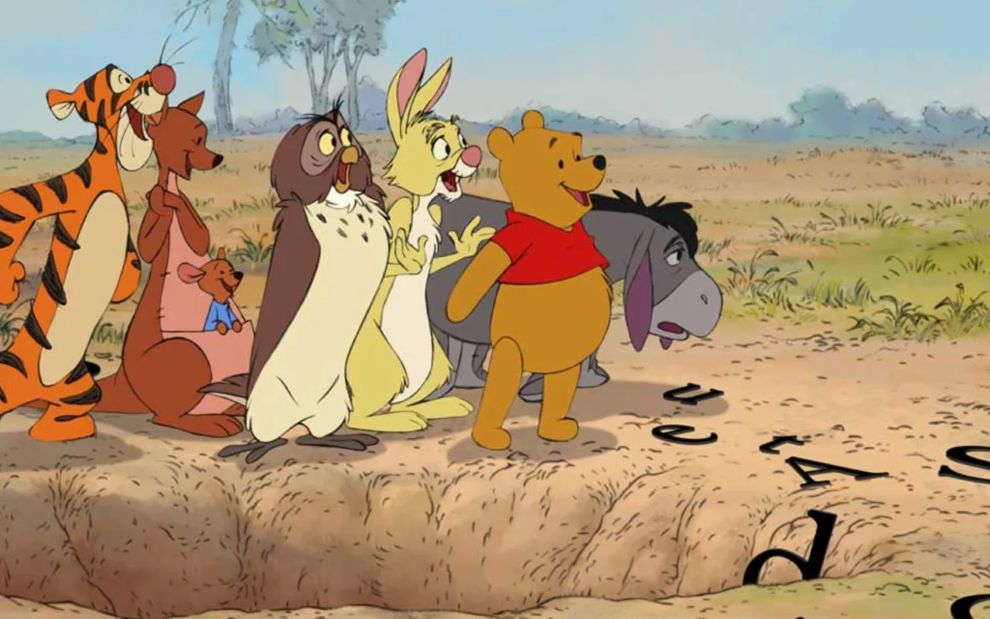 Ο Γουίνι το αρκουδάκι «κλείνει» τα 100, αλλά μας θυμίζει ακόμη την τρυφερότητα της παιδικής ηλικίας