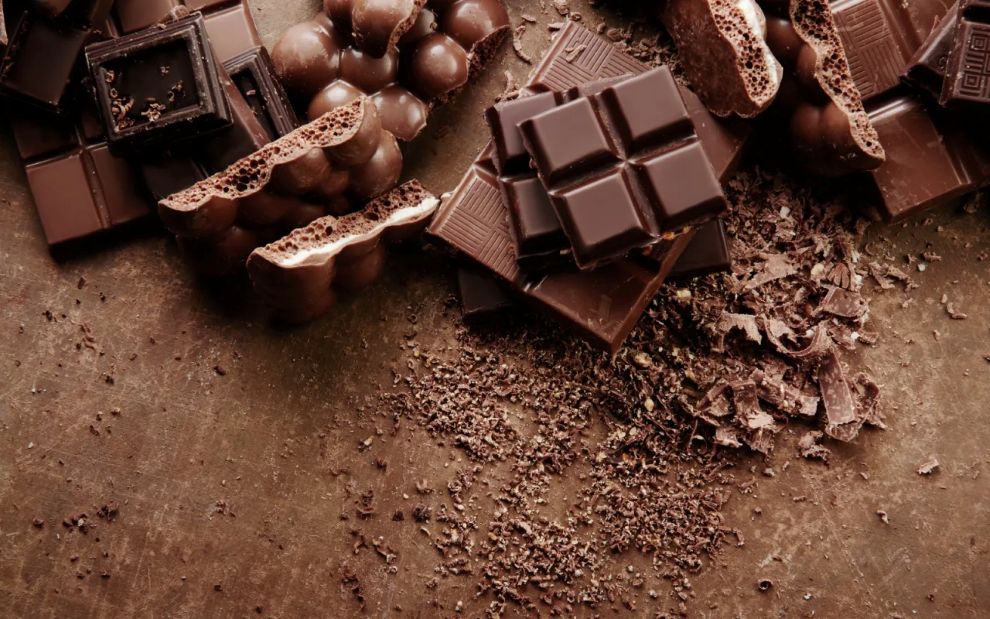 Γιατί η σοκολάτα γεμίζει ασπρίλες και πώς να το διορθώσεις