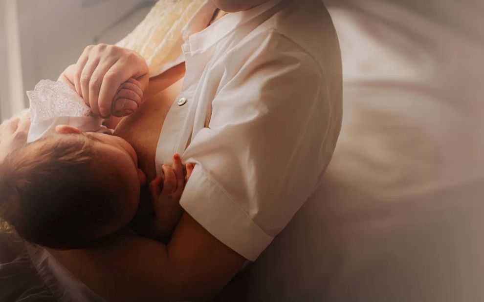 Αυτό είναι πραγματικά το στήθος που θηλάζει: Χωρίς φίλτρα, χωρίς ταμπού