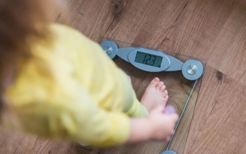 Πόσο συχνά πρέπει να ζυγίζω το παιδί μου;