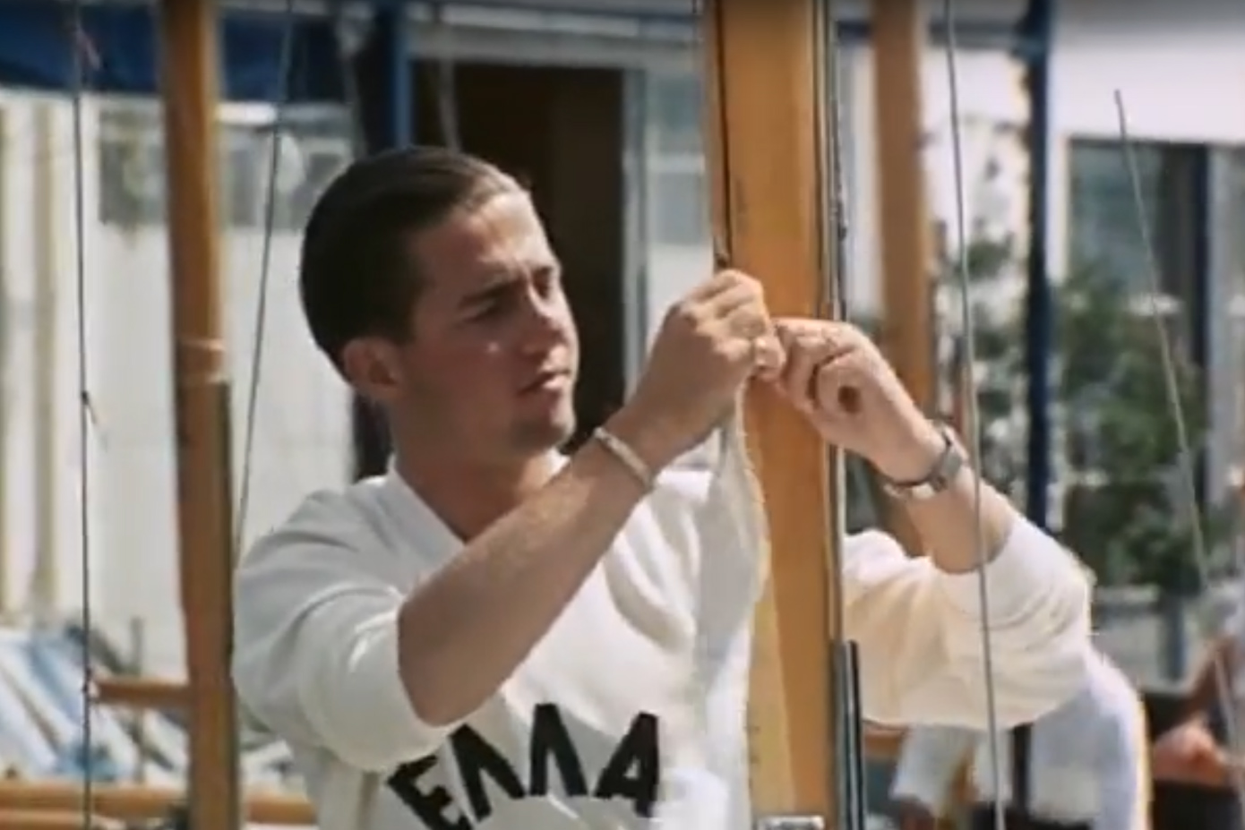 Όταν ο τέως βασιλιάς Κωνσταντίνος κέρδιζε το πρώτο ελληνικό χρυσό σε Ολυμπιακούς Αγώνες ύστερα από 48 χρόνια! Όταν ο τέως βασιλιάς Κωνσταντίνος κέρδιζε το πρώτο ελληνικό χρυσό σε Ολυμπιακούς Αγώνες ύστερα από 48 χρόνια!