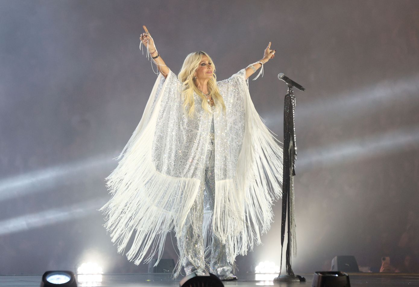 Η Άννα Βίσση άλλαξε ξανά τα μαλλιά της και ναι, της πάνε απίστευτα