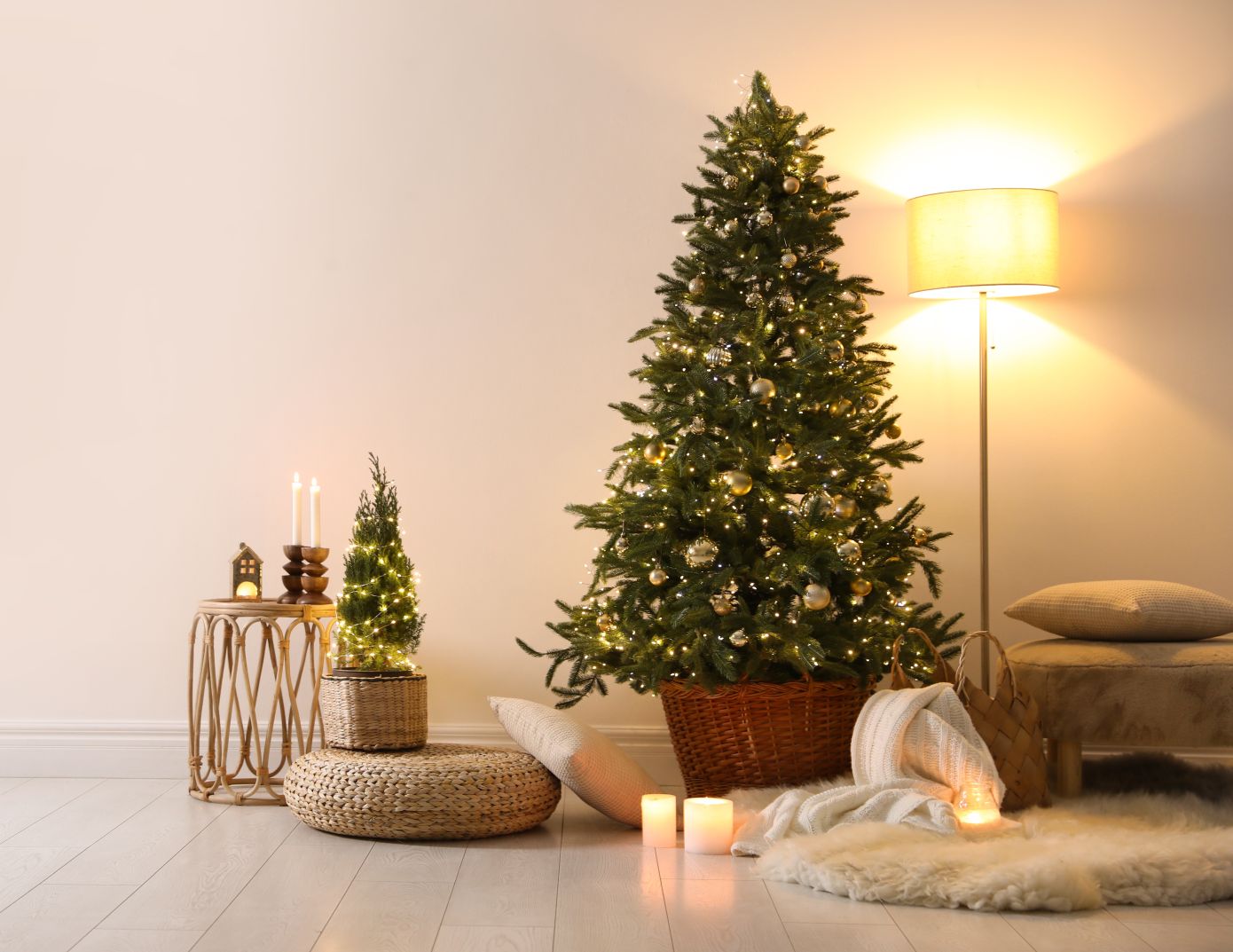 Θέλετε χριστουγεννιάτικο δέντρο αλλά βαριέστε να ξεστολίζετε; Eδώ σας έχουμε