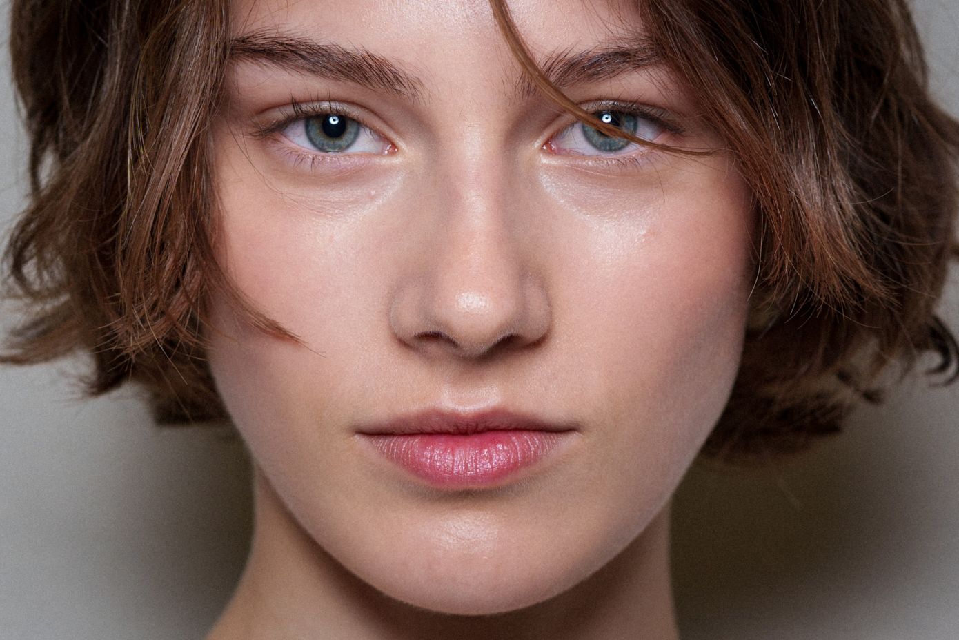 Επηρεάζει πράγματι το υλικό της πετσέτας προσώπου την καθημερινή ρουτίνα ομορφιάς;