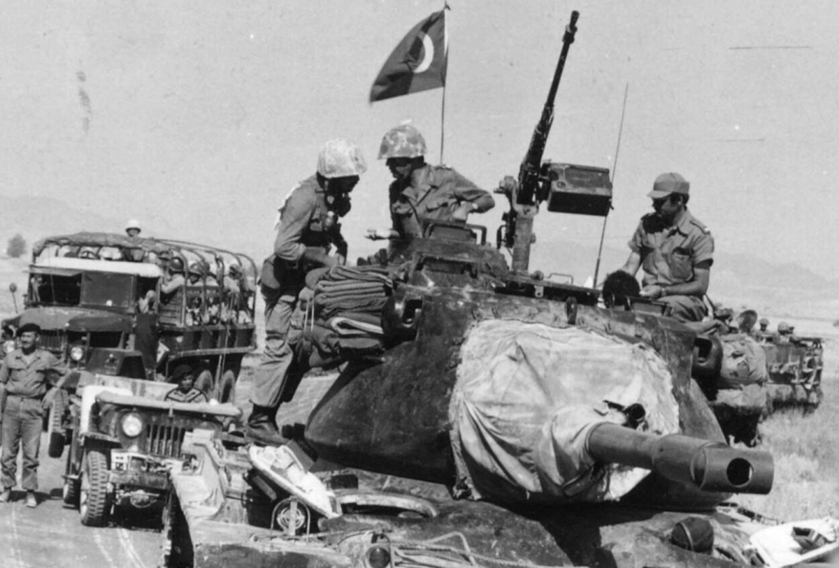 Η Ελλάδα δεν πρόκειται ποτέ να αποδεχθεί τα τετελεσμένα της τουρκικής εισβολής και κατοχής στην Κύπρο, λέει το ΥΠΕΞ