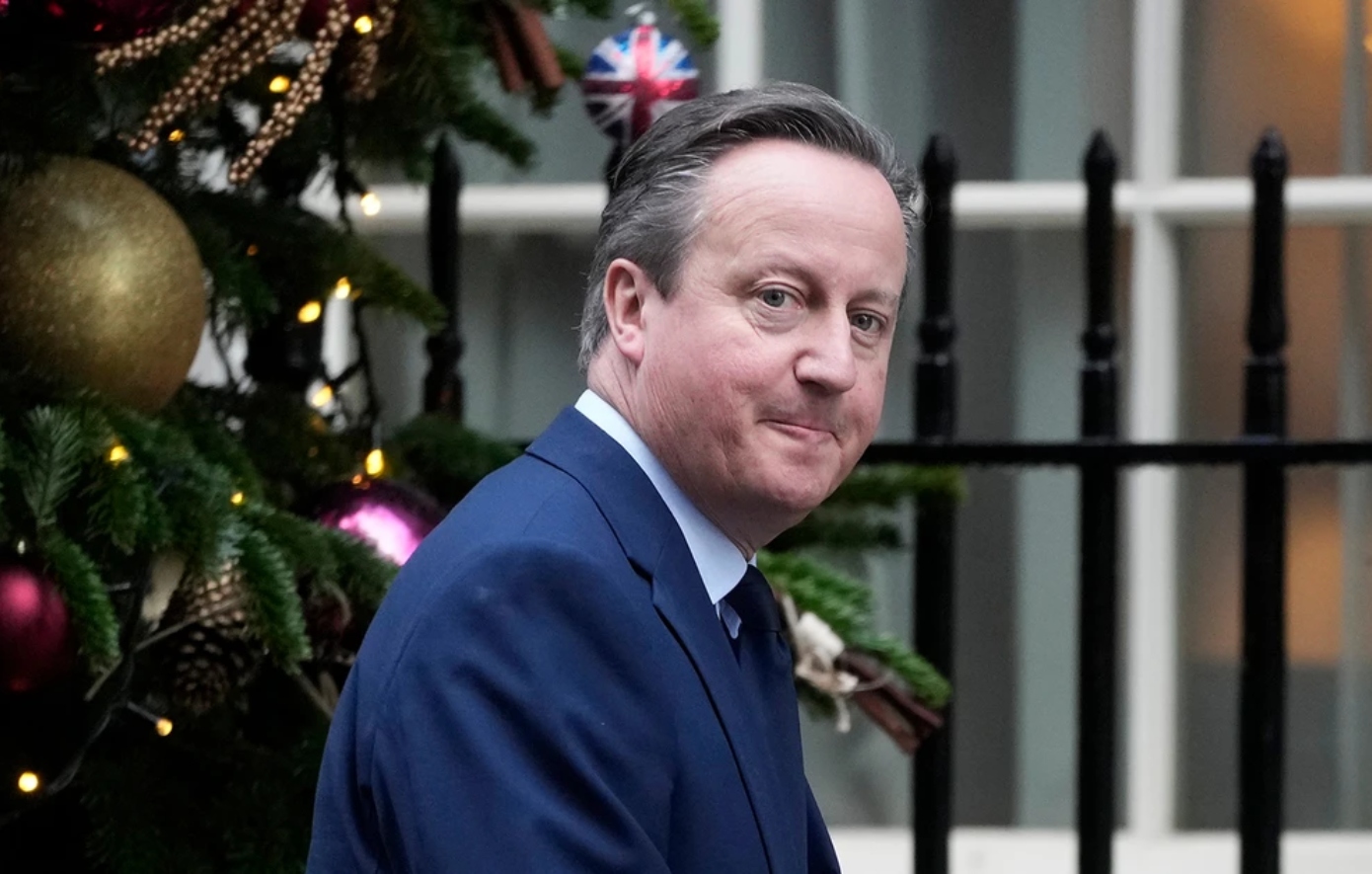 Ο Ντέιβιντ Κάμερον αποκαλύπτει ότι διαγνώστηκε με καρκίνο του προστάτη &#8211; Εξετάστηκε μετά από παρότρυνση της συζύγου του