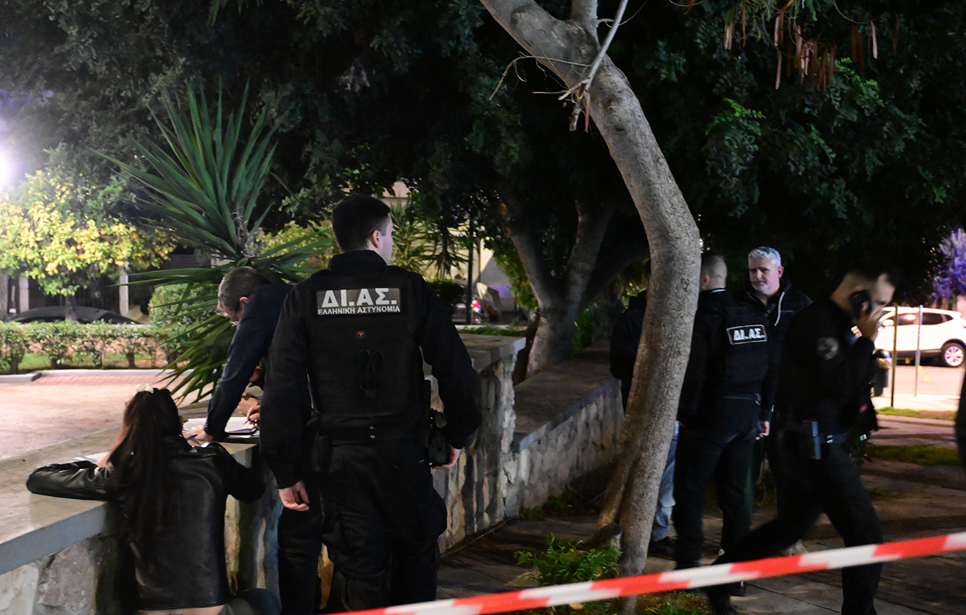 Γνωστός στις Αρχές ένας από τους δράστες της συμπλοκής με αστυνομικούς στον Άγιο Δημήτριο &#8211; Μέσα στην ημέρα θα ταυτοποιηθούν και οι υπόλοιποι