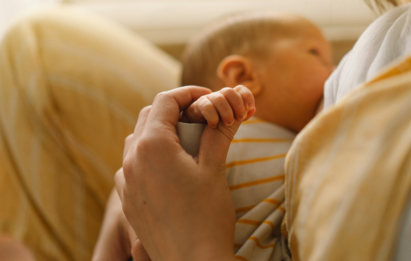 Θηλασμός και διατροφή: Πώς να θωρακίσετε τη δική σας υγεία και του μωρού σας